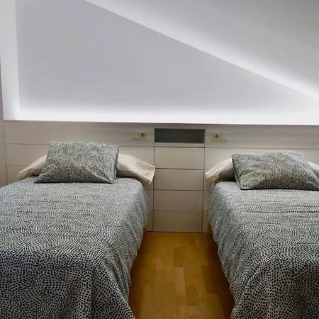Duplex Playa Langosteira Apartment Finisterre Bagian luar foto